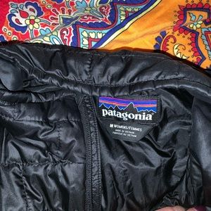 Patagonia women’s black nanopuff vest